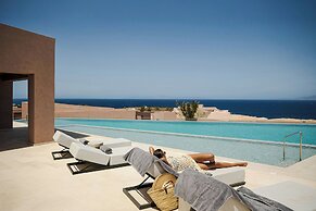 Domes Novos Santorini, Autograph Collection