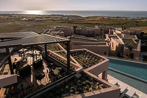 Domes Novos Santorini, Autograph Collection