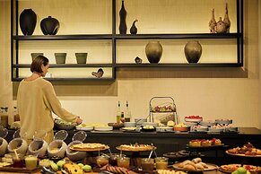 Domes Novos Santorini, Autograph Collection