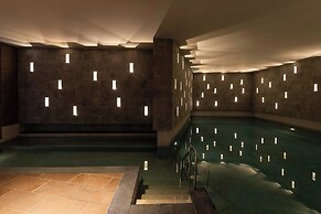 Domes Novos Santorini, Autograph Collection