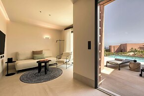 Domes Novos Santorini, Autograph Collection