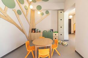 Domes Novos Santorini, Autograph Collection