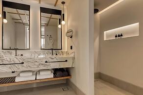 Domes Novos Santorini, Autograph Collection