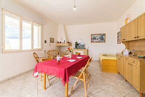 Villetta Del Capitano near the sea