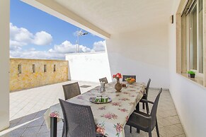 Villetta Del Capitano near the sea