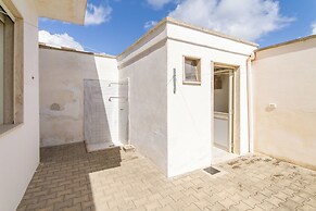 Villetta Del Capitano near the sea