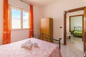 Villetta Del Capitano near the sea