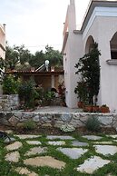 Goddesses Villa 1 in Nies