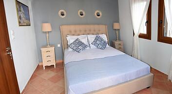 Goddesses Villa 1 in Nies