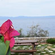 Goddesses Villa 1 in Nies