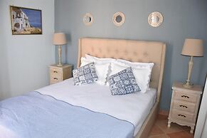 Goddesses Villa 1 in Nies