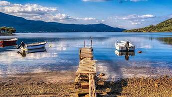 Goddesses Villa 1 in Nies