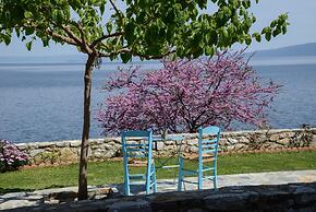 Goddesses Villa 2 in Nies