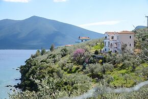 Goddesses Villa 2 in Nies