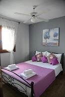 Goddesses Villa 2 in Nies