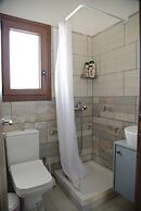 Goddesses Villa 2 in Nies