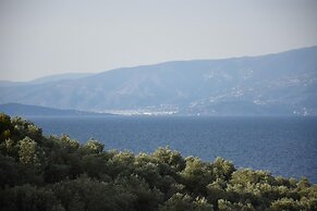 Goddesses Villa 2 in Nies