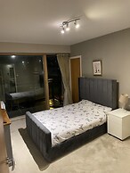 Stunning 4-bed Apartment in Glasgow West end