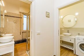 Comfortable Apartment in Firenze-careggi