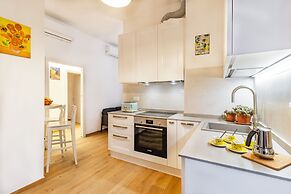 Comfortable Apartment in Firenze-careggi