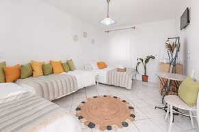 Dibellee Mykonos Studios