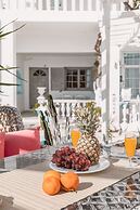 Dibellee Mykonos Studios