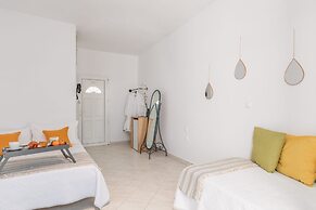 Dibellee Mykonos Studios