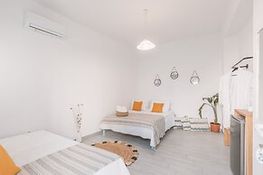 Dibellee Mykonos Studios