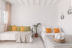 Dibellee Mykonos Studios