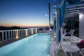 Dibellee Mykonos Studios