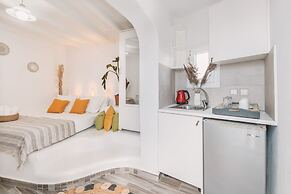 Dibellee Mykonos Studios