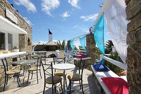 Dibellee Mykonos Studios