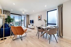 Deluxe Wembley Harrow Apartment