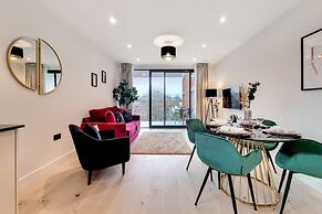 Deluxe Wembley Harrow Apartment