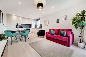 Deluxe Wembley Harrow Apartment