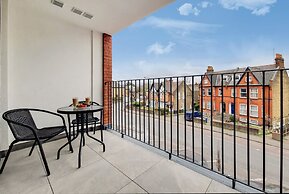 Deluxe Wembley Harrow Apartment
