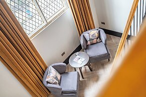 Crescent Place by Mansley