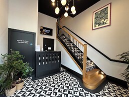 Crescent Place by Mansley