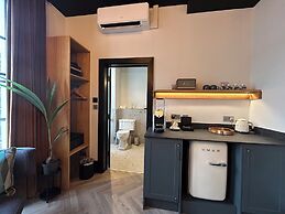 Crescent Place by Mansley