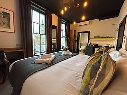 Crescent Place by Mansley