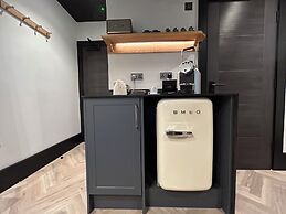 Crescent Place by Mansley