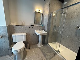 Crescent Place by Mansley