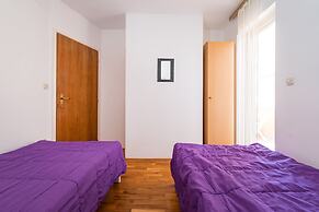 Apartment Near Supermarket Milo