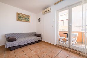 Apartment Near Supermarket Milo