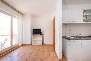 Apartment Near Supermarket Milo