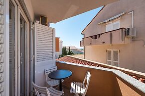 Apartment Near Supermarket Milo