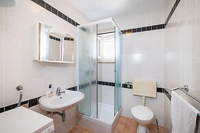 Apartment Near Supermarket Milo