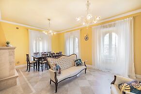 Beautiful Villa With Private Spa