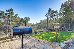 Awesome Canyon Lake Home: Rooftop Deck & Fire Pit!