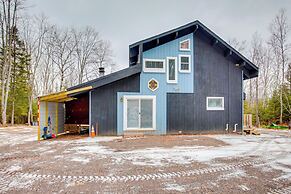 Iron River Retreat w/ Sauna: Walk to Ski Brule!